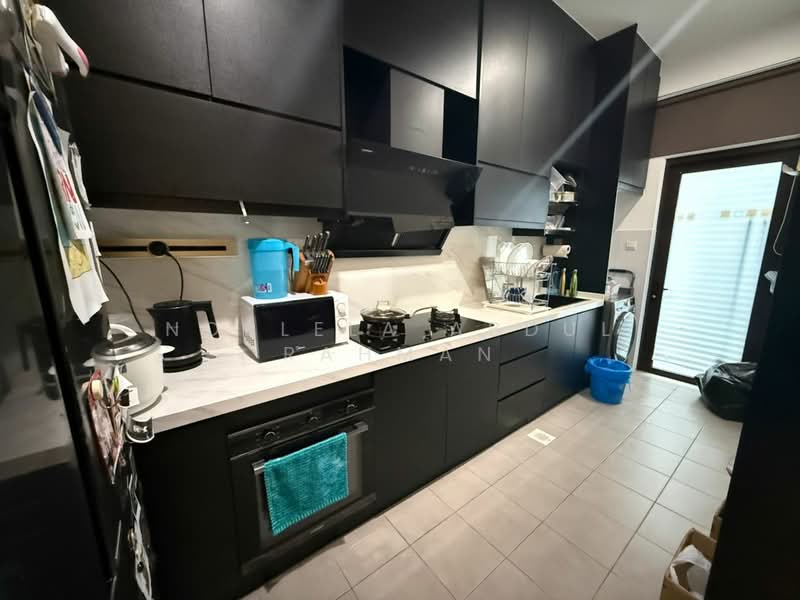 2-storey Terraced House for Sale in Cyberjaya (Selangor) - Norlela Abdul Rahman - Kitchen - PropertyGuru.com.my