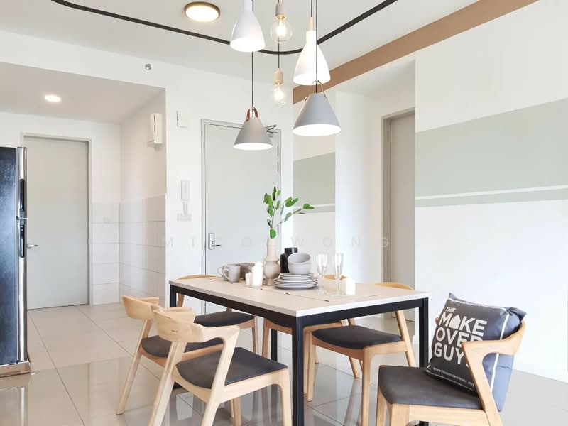 Servis Apartment untuk Disewa di The Clio 2 Residences - Mico Wong - Dining Room - PropertyGuru.com.my