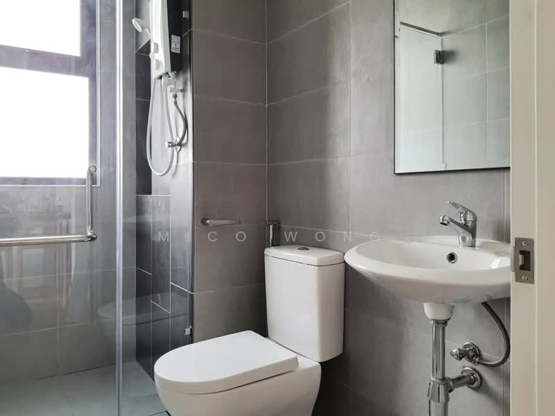 Servis Apartment untuk Disewa di The Clio 2 Residences - Mico Wong - Bathroom - PropertyGuru.com.my