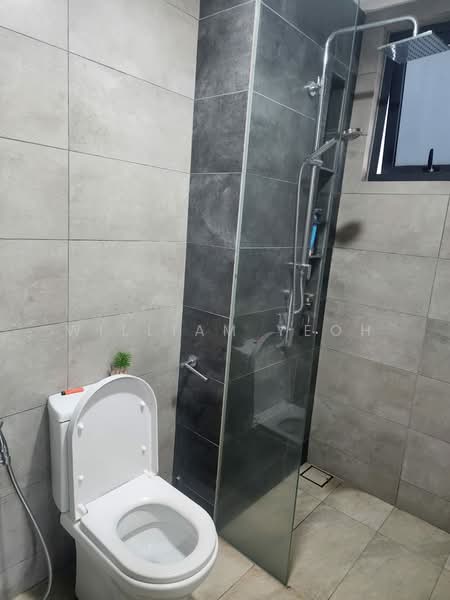 Kondominium untuk Dijual di Bennington Residences @ SkyArena - William Yeoh - Bathroom - PropertyGuru.com.my