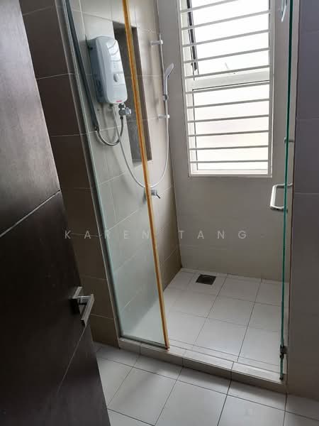 Rumah Teres 2.5-Tingkat untuk Disewa di Bandar Sungai Long (Selangor) - Karen Tang - Bathroom - PropertyGuru.com.my