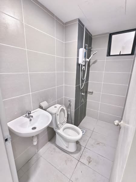 Condominium for Rent at Mizumi Residences - Amy Yap - Bathroom - PropertyGuru.com.my