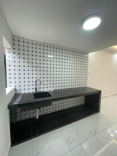 2-storey Terraced House for Sale in Taman Nora (Ulu Tiram) - Daniel Yong - Kitchen - PropertyGuru.com.my