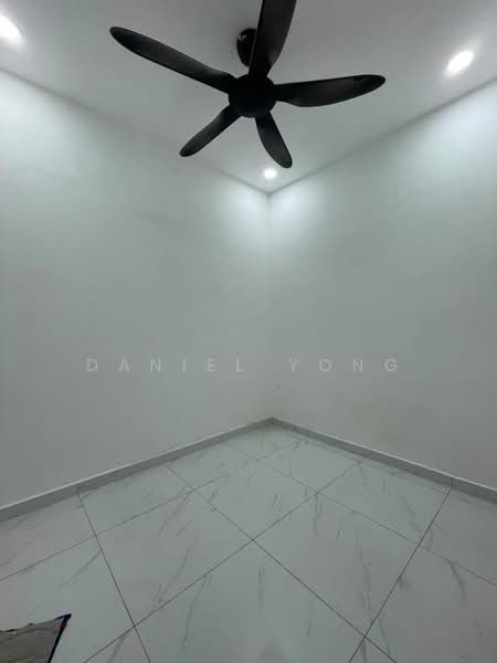 2-storey Terraced House for Sale in Taman Nora (Ulu Tiram) - Daniel Yong - Interior - PropertyGuru.com.my