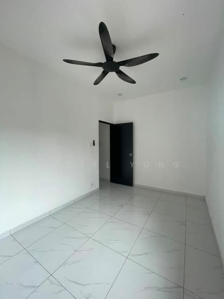2-storey Terraced House for Sale in Taman Nora (Ulu Tiram) - Daniel Yong - Interior - PropertyGuru.com.my