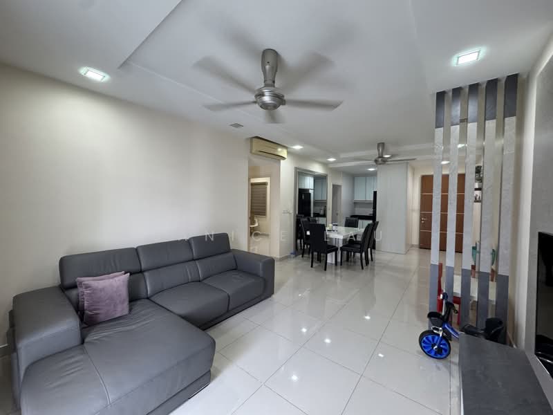 Kondominium untuk Dijual di The Z Residence - Janice Lau - Living Room - PropertyGuru.com.my