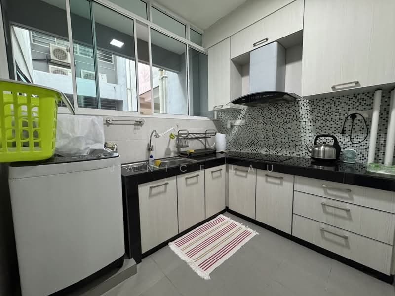 Kondominium untuk Dijual di The Z Residence - Janice Lau - Kitchen - PropertyGuru.com.my