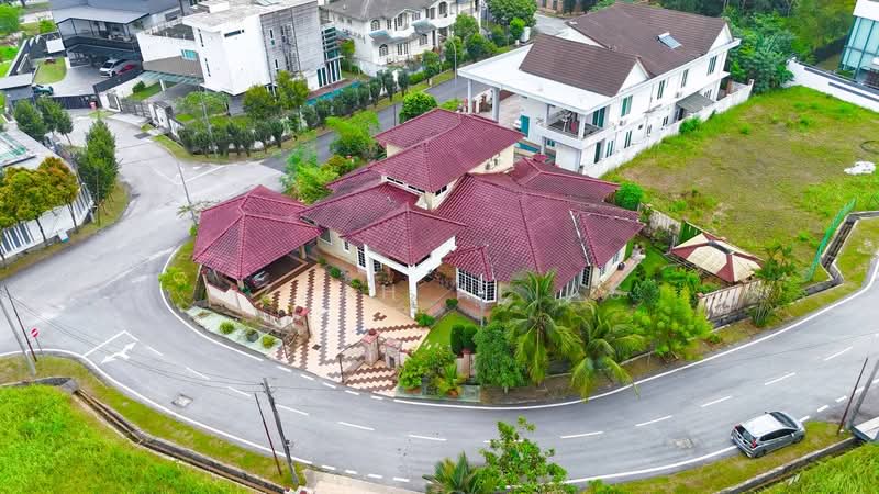 Bungalow for Sale in Seksyen 8 (Kota Damansara) - Izzah Alias - Exterior - PropertyGuru.com.my