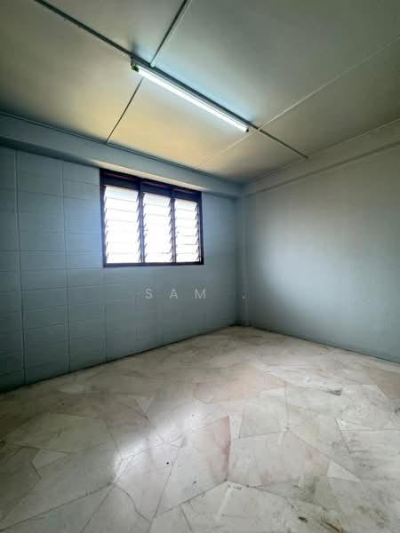 Flat for Sale at Rumah Pangsa Menglembu - Sam . - Interior - PropertyGuru.com.my