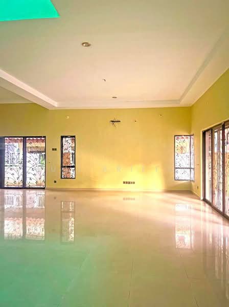 Rumah Berkembar untuk Dijual di Taman Sungai Jati Permai (Klang) - ZULL ARIFFIN - Living Room - PropertyGuru.com.my