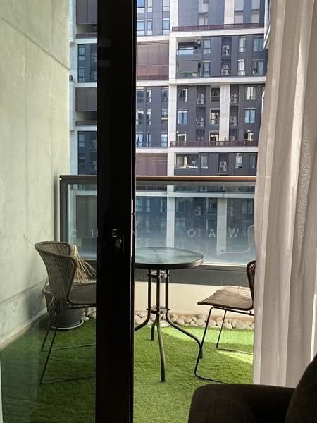 Servis Apartment untuk Dijual di Arcoris SOHO - Chen Hoaw - Balcony - PropertyGuru.com.my