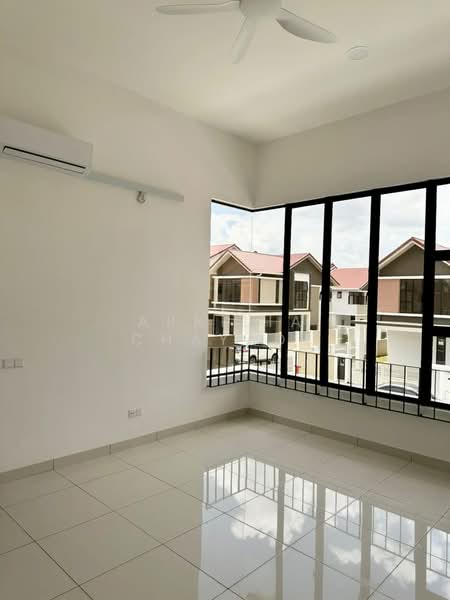 Rumah Teres 2 Tingkat untuk Disewa di Johor Bahru (Johor) - APRILIA CHAYADI - PropertyGuru.com.my