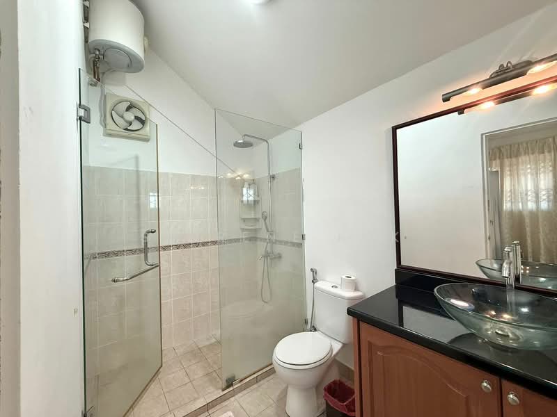 Rumah Berkembar untuk Dijual di Tabuan Laru (Kuching) - Sherene Kok - Bathroom - PropertyGuru.com.my