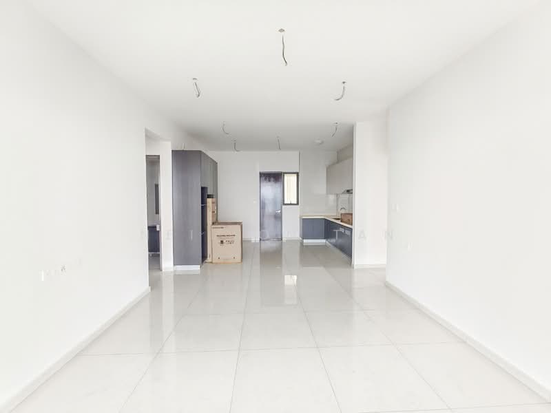 Condominium for Sale at Kings Bay @ Country Garden Danga Bay - Neilson Tan - Kitchen - PropertyGuru.com.my