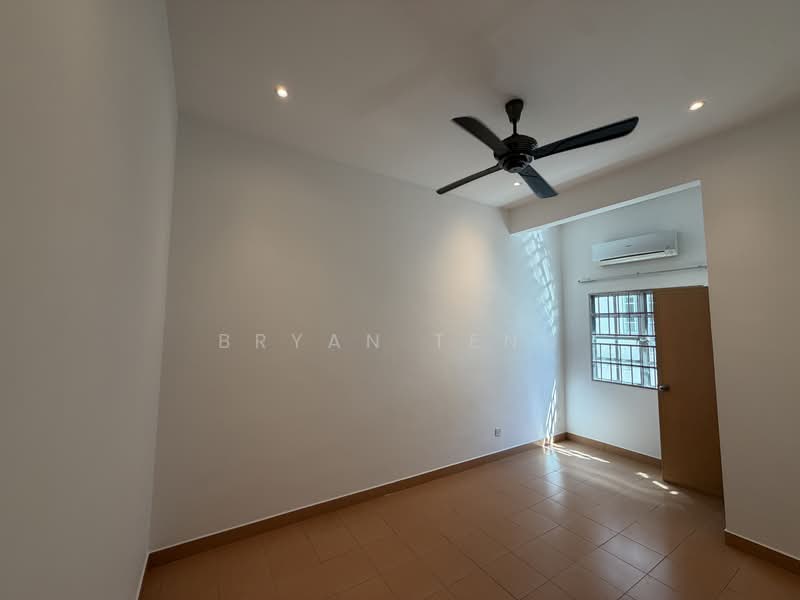 3-storey Terraced House for Sale in Bukit Jambul (Penang) - Bryan Teng - Interior - PropertyGuru.com.my