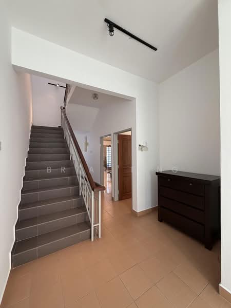 3-storey Terraced House for Sale in Bukit Jambul (Penang) - Bryan Teng - Entrance - PropertyGuru.com.my