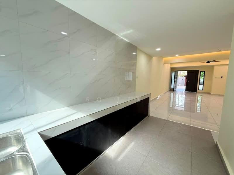 2-storey Terraced House for Sale in Taman Skudai Baru (Skudai) - RQ Tee - PropertyGuru.com.my