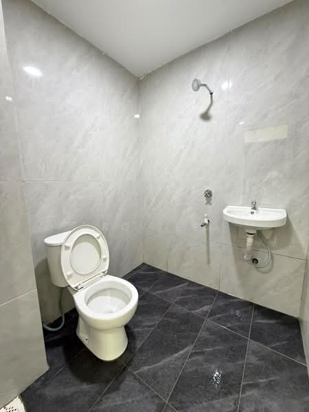 2-storey Terraced House for Sale in Taman Skudai Baru (Skudai) - RQ Tee - PropertyGuru.com.my