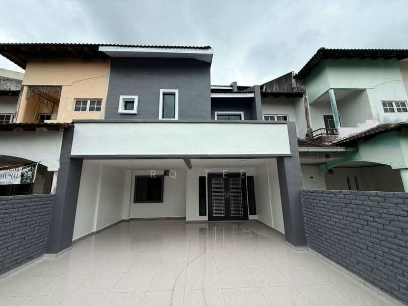 2-storey Terraced House for Sale in Taman Skudai Baru (Skudai) - RQ Tee - PropertyGuru.com.my