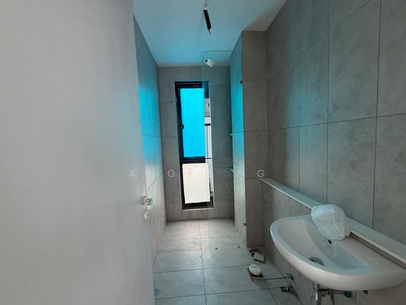 Rumah Banglo untuk Dijual di Bandar Sungai Long (Selangor) - Angel Ng - Bathroom - PropertyGuru.com.my