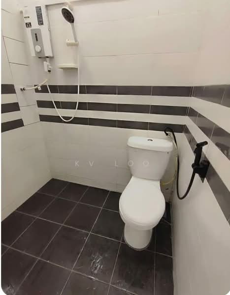 Kedai untuk Dijual di George Town (Penang) - KV LOO - Bathroom - PropertyGuru.com.my