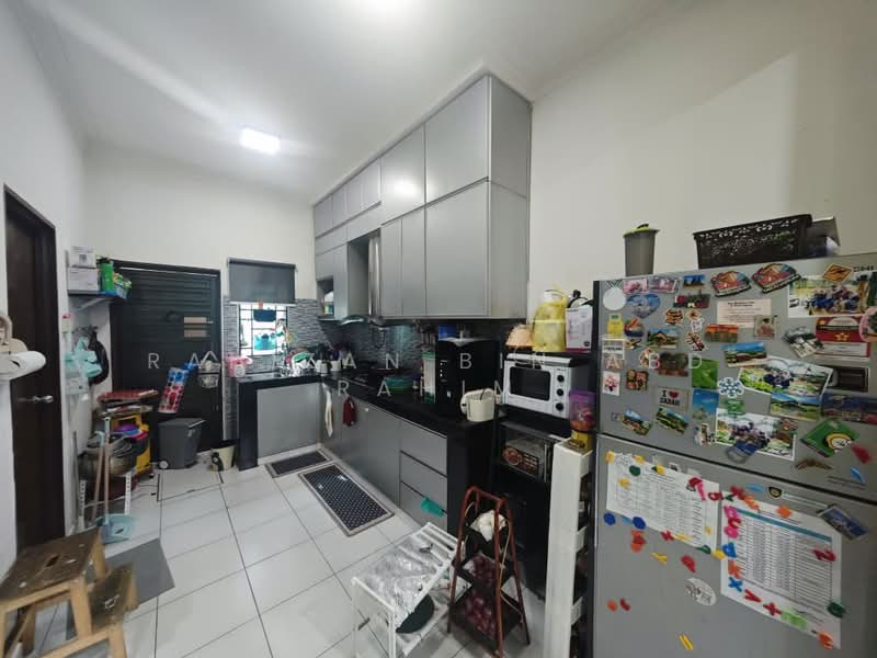 Rumah Teres 2 Tingkat untuk Dijual di Senai (Johor) - Rahizan Bin Abd Rahim - Kitchen - PropertyGuru.com.my