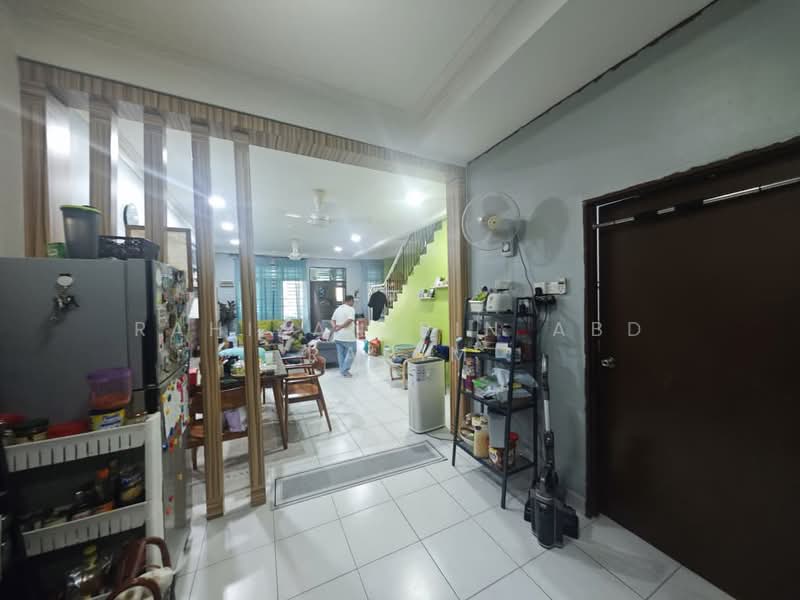 Rumah Teres 2 Tingkat untuk Dijual di Senai (Johor) - Rahizan Bin Abd Rahim - Living Room - PropertyGuru.com.my