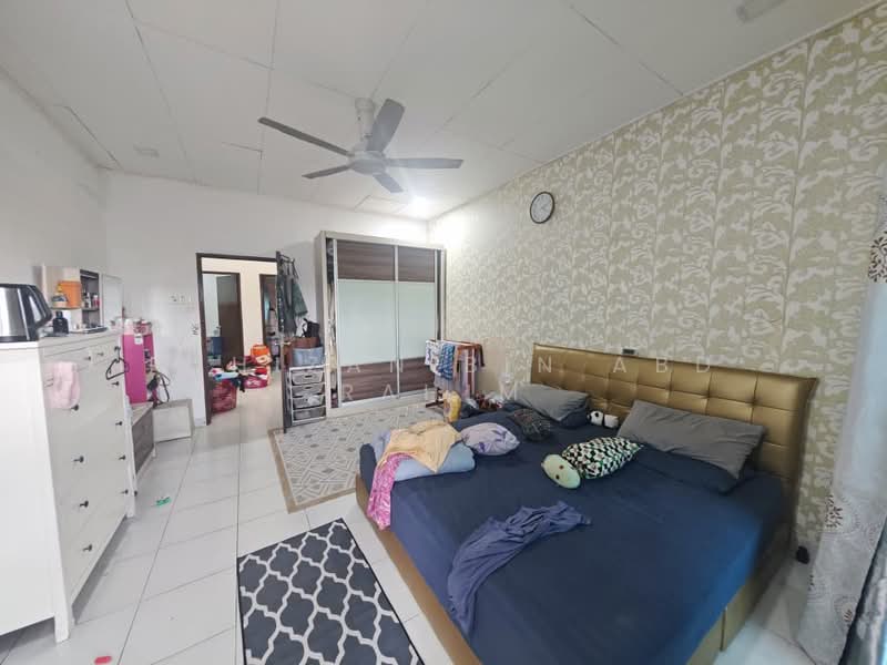 Rumah Teres 2 Tingkat untuk Dijual di Senai (Johor) - Rahizan Bin Abd Rahim - Bedroom - PropertyGuru.com.my