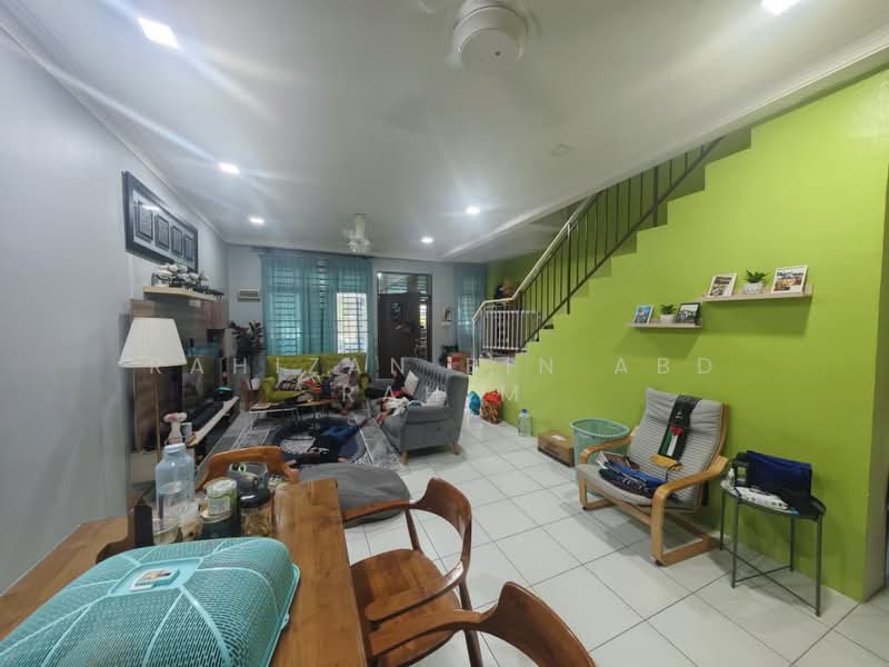 Rumah Teres 2 Tingkat untuk Dijual di Senai (Johor) - Rahizan Bin Abd Rahim - Living Room - PropertyGuru.com.my