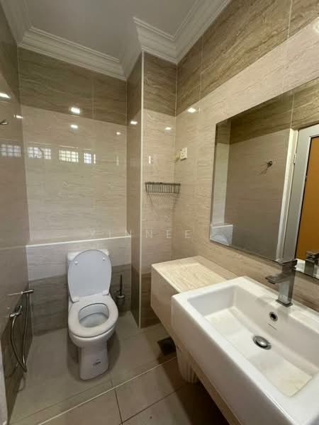 Rumah Teres 2 Tingkat untuk Disewa di Bayan Lepas (Penang) - Xinnee . - Bathroom - PropertyGuru.com.my