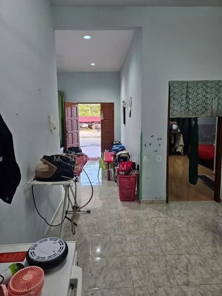 Bungalow for Sale in Kampung Tebing Tembah (Kuala Paka) - Muhammad Najmi - Entrance - PropertyGuru.com.my