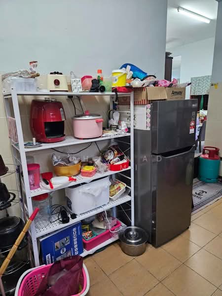 Bungalow for Sale in Kampung Tebing Tembah (Kuala Paka) - Muhammad Najmi - Kitchen - PropertyGuru.com.my