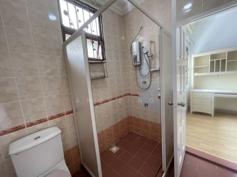 2-storey Terraced House for Sale in Putra Heights (Subang Jaya) - Angie Ng - Bathroom - PropertyGuru.com.my