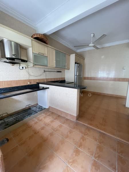 2-storey Terraced House for Sale in Putra Heights (Subang Jaya) - Angie Ng - Kitchen - PropertyGuru.com.my