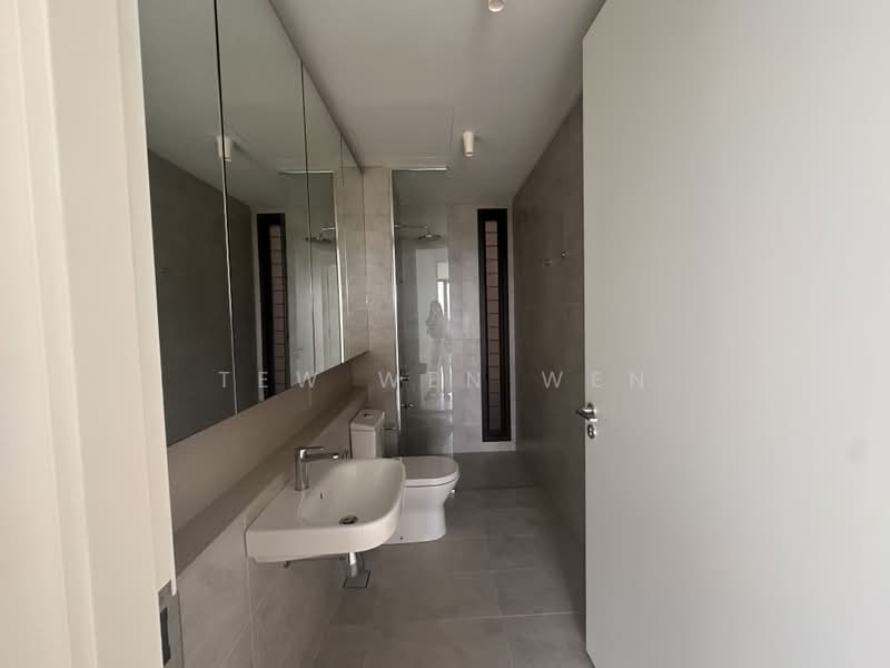 Servis Apartment untuk Disewa di Jendela Residences - Tew Wen Wen - Bathroom - PropertyGuru.com.my