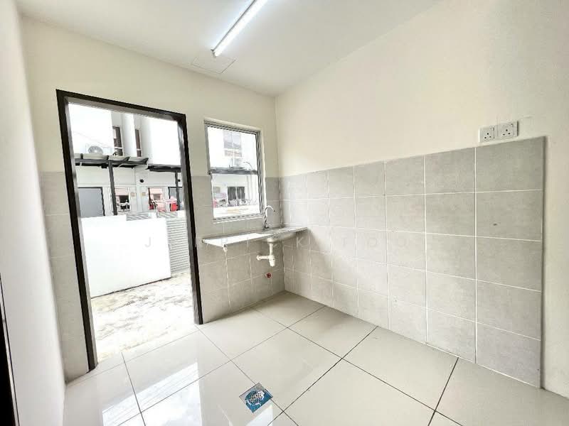 2-storey Terraced House for Sale in Kuala Selangor (Selangor) - Jerrick Foo - Kitchen - PropertyGuru.com.my