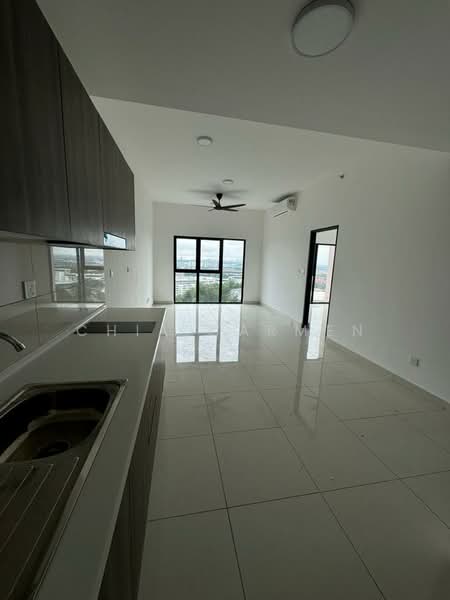 Servis Apartment untuk Disewa di Stanford Suites @ EduSentral - Chia Carmen - Living Room - PropertyGuru.com.my
