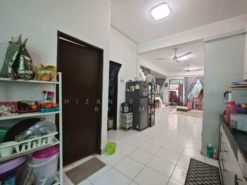 Rumah Teres 2 Tingkat untuk Dijual di Senai (Johor) - Rahizan Bin Abd Rahim - Kitchen - PropertyGuru.com.my
