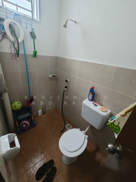 Rumah Teres 2 Tingkat untuk Dijual di Senai (Johor) - Rahizan Bin Abd Rahim - Bathroom - PropertyGuru.com.my
