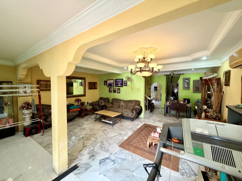 Rumah Teres 2-Tingkat untuk Dijual di Taman Rakan Cheras (Cheras) - Muhd Ajwad - PropertyGuru.com.my