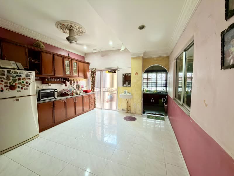 Rumah Teres 2-Tingkat untuk Dijual di Taman Rakan Cheras (Cheras) - Muhd Ajwad - PropertyGuru.com.my