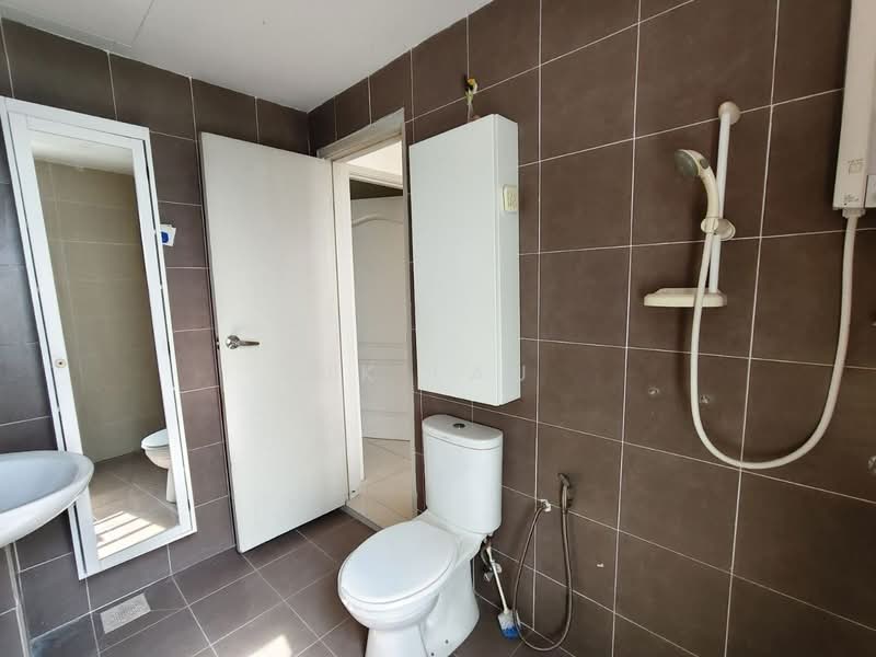 Kondominium untuk Disewa di Atmosfera Kondominium - JK Lau - Bathroom - PropertyGuru.com.my