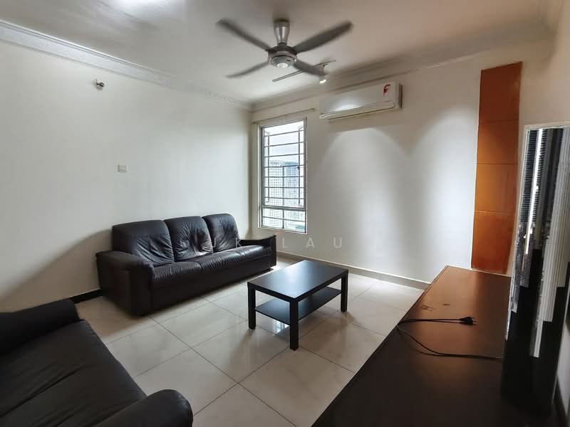 Kondominium untuk Disewa di Atmosfera Kondominium - JK Lau - Living Room - PropertyGuru.com.my