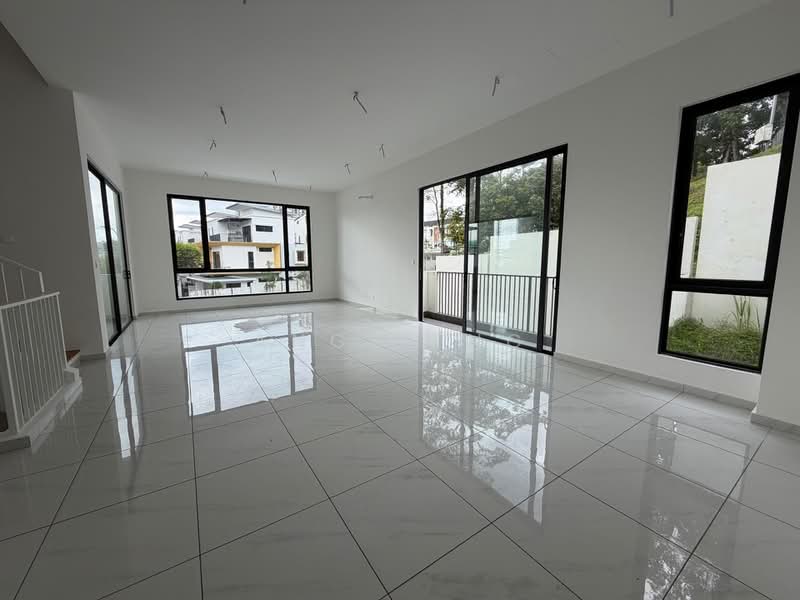 Rumah Berkembar untuk Dijual di Bandar Sungai Long (Selangor) - Angel Ng - PropertyGuru.com.my