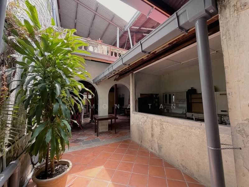Shop for Sale in Melaka (Melaka City) - Ramona Tan - Kitchen - PropertyGuru.com.my