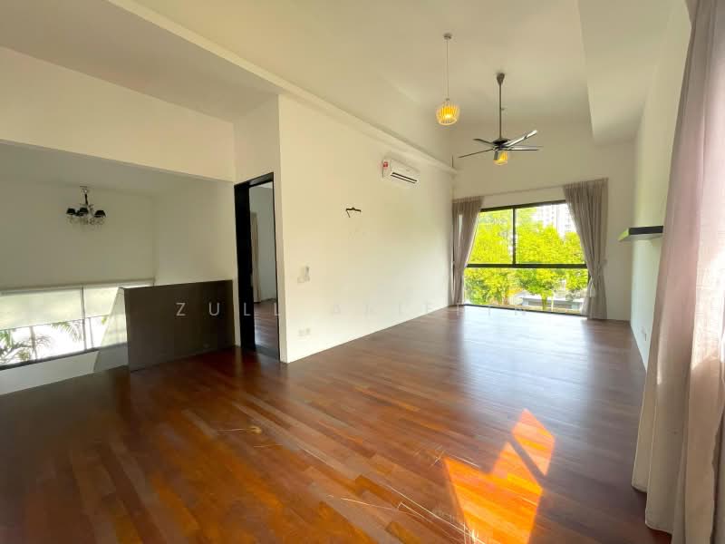 Bungalow for Sale in Mutiara Rini (Skudai) - ZULL ARIFFIN - Living Room - PropertyGuru.com.my