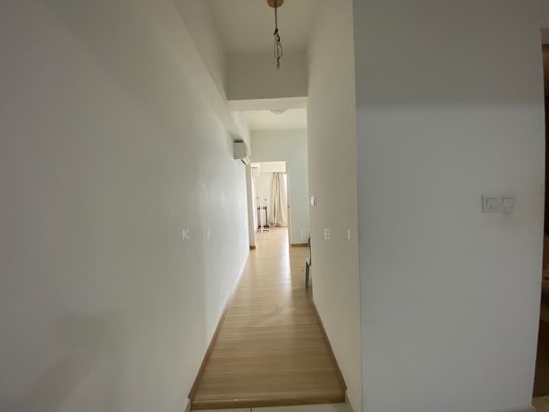 Servis Apartment untuk Disewa di Avenue D'Vogue - Kian Fei - Corridor - PropertyGuru.com.my