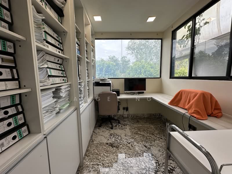 Rumah Berkembar untuk Dijual di Bandar Sungai Long (Selangor) - Angel Ng - Study - PropertyGuru.com.my