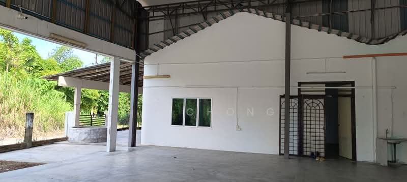Commercial Semi-D for Rent in Kampung Tersusun Tanjung Rambutan (Tanjong Rambutan) - K F Chong - Exterior - PropertyGuru.com.my