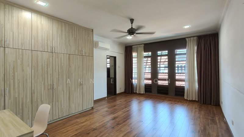 2-storey Terraced House for Sale in Bandar Kinrara Seksyen 5 (Bandar Kinrara) - Annie Yoon - Interior - PropertyGuru.com.my